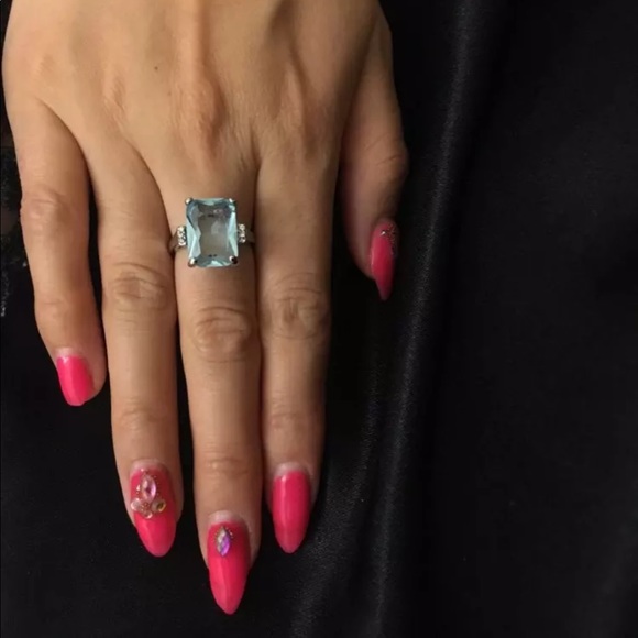 NEW Luxury Sterling silver CZ Zircon Stone Ring - Picture 2 of 4